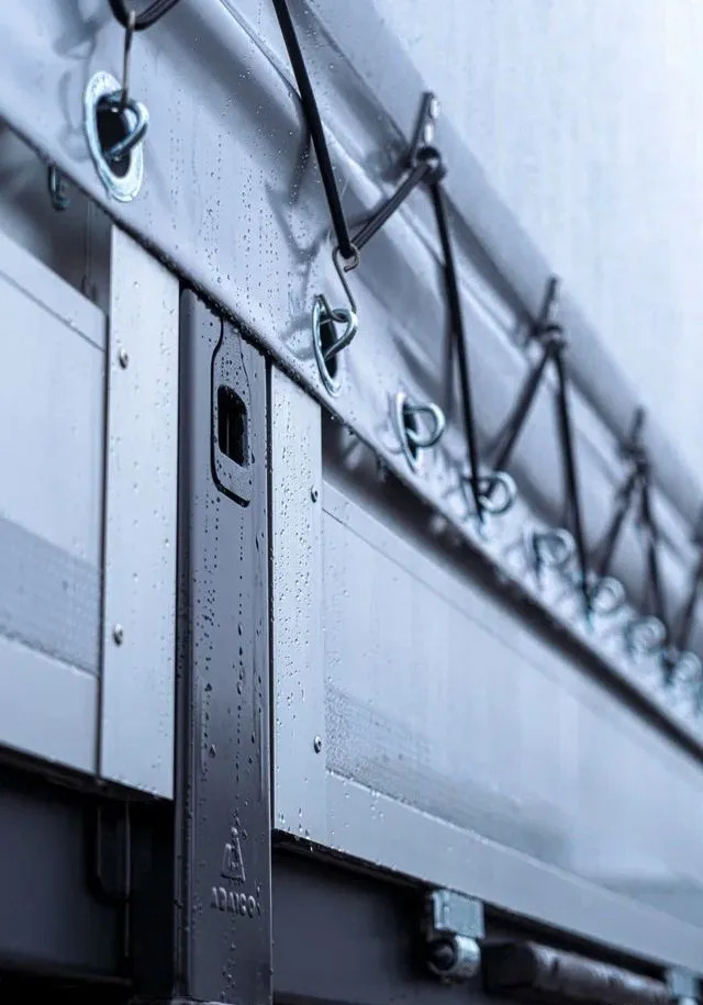 Новый Тентованный полуприцеп Полуприцеп шторный Bonum 914296-04, 2024: фото 13