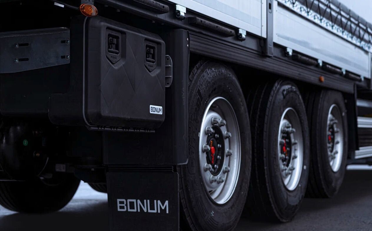 Новый Тентованный полуприцеп Полуприцеп шторный Bonum 914296-04, 2024: фото 12