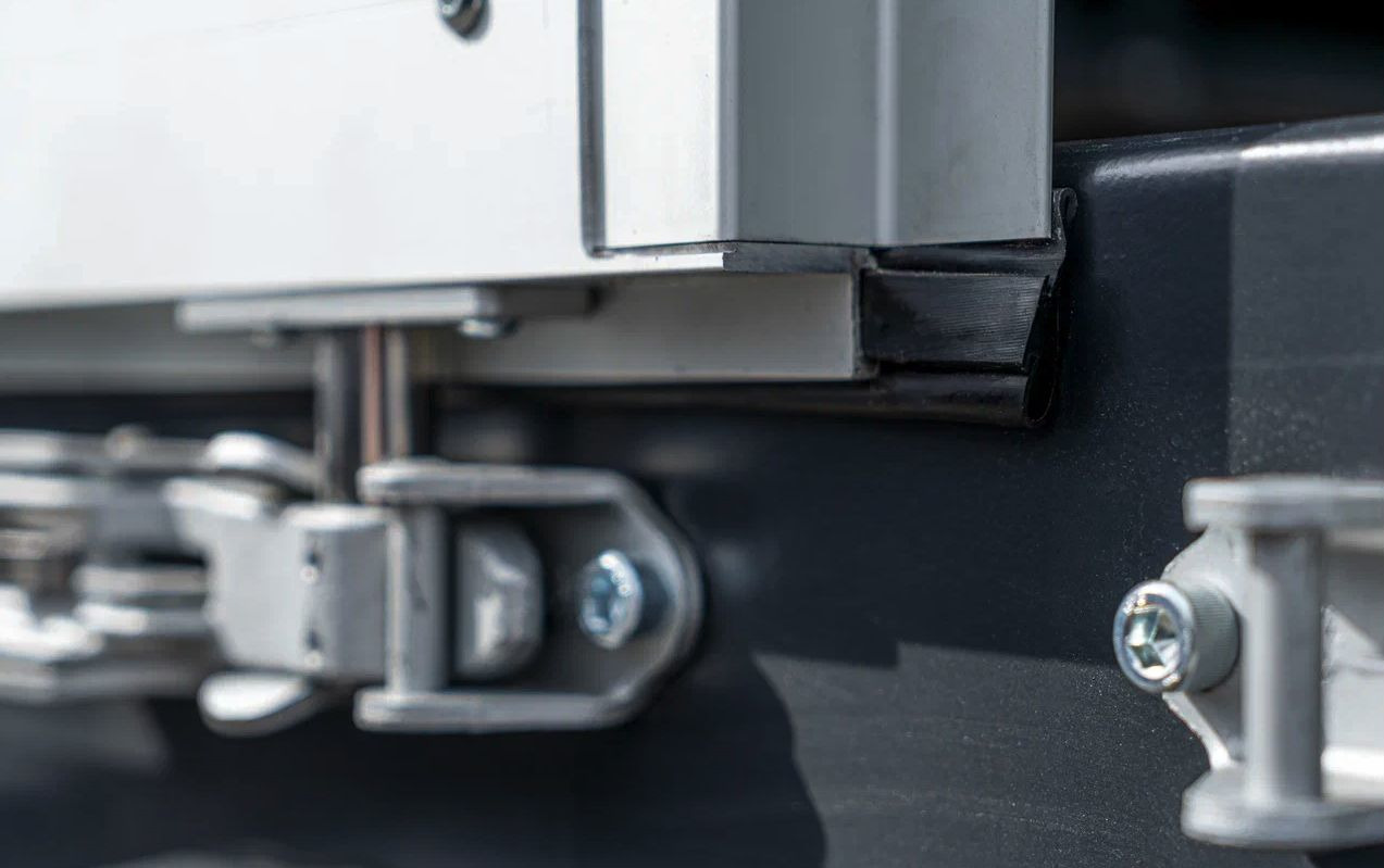 Новый Тентованный полуприцеп Полуприцеп шторный Bonum 914296-04, 2024: фото 9