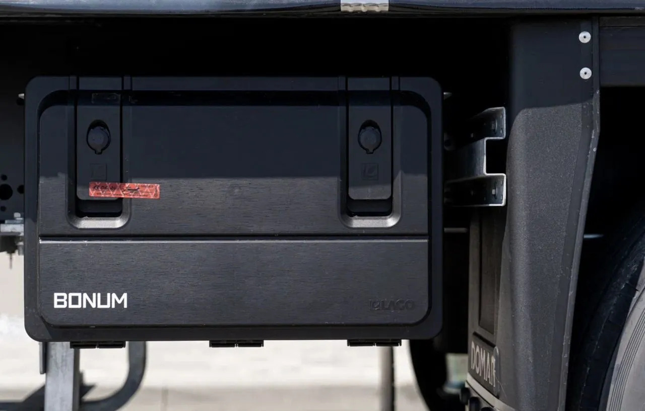 Новый Тентованный полуприцеп Полуприцеп шторный Bonum 914296-04, 2024: фото 6