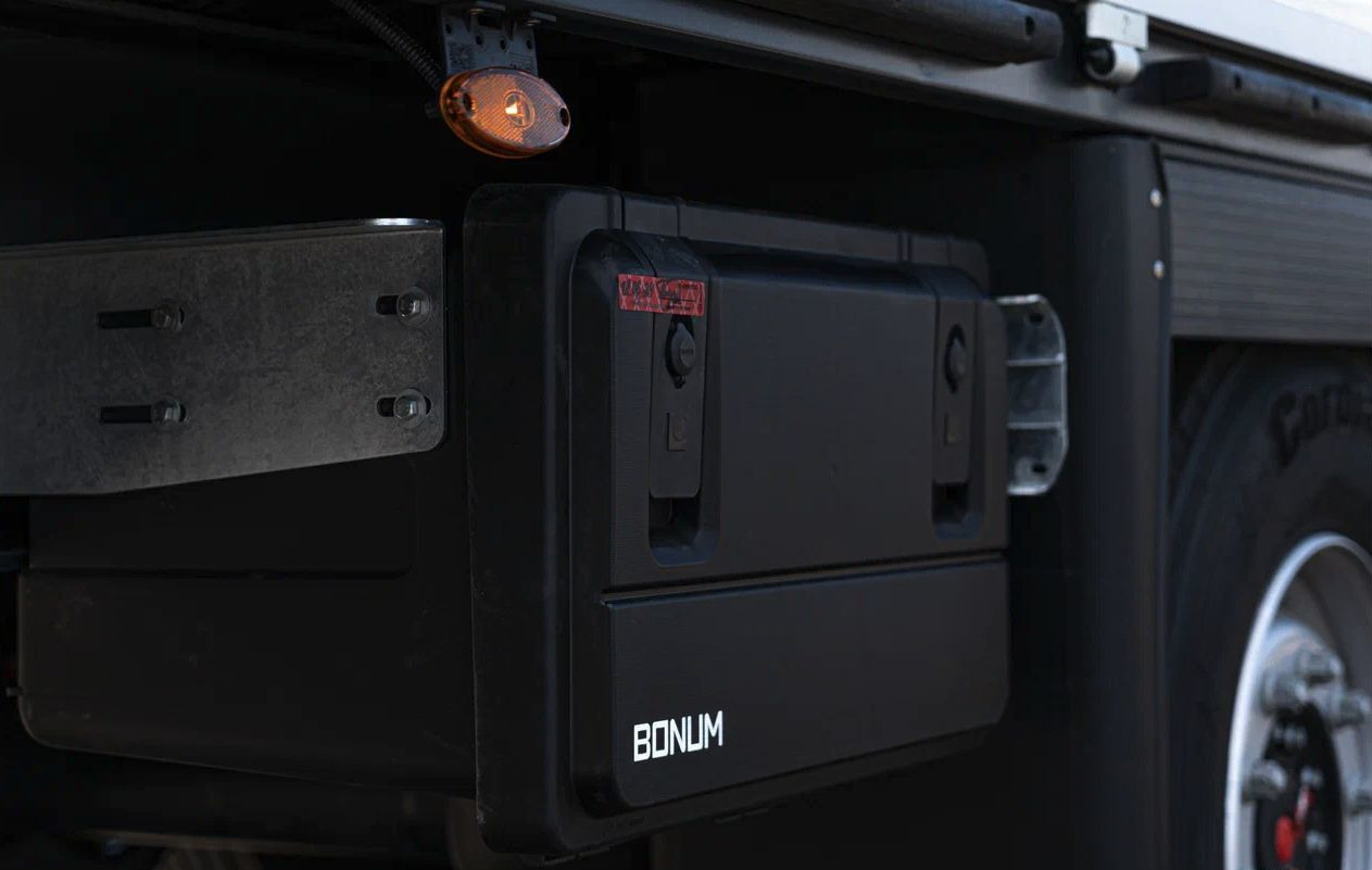 Новый Тентованный полуприцеп Полуприцеп шторный Bonum 914296-04, 2024: фото 7