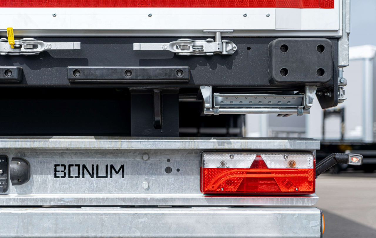 Новый Тентованный полуприцеп Полуприцеп шторный Bonum 914296-04, 2024: фото 8