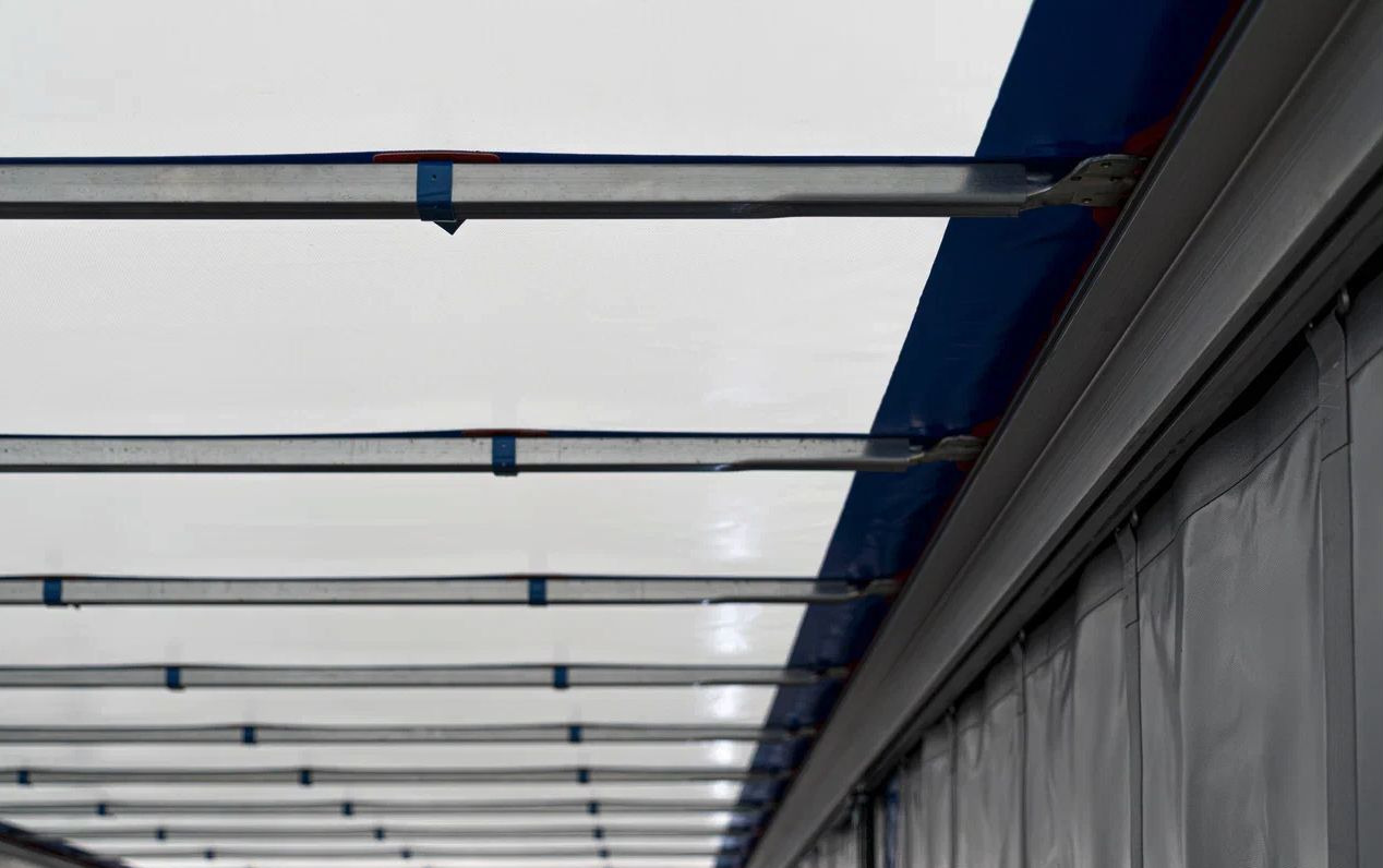 Новый Тентованный полуприцеп Полуприцеп шторный Bonum 914296-04, 2025: фото 9