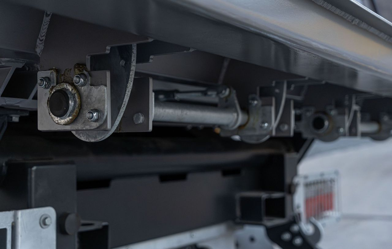 Новый Самосвальный полуприцеп Полуприцеп зерновоз Bonum 914295-01, 2024: фото 13