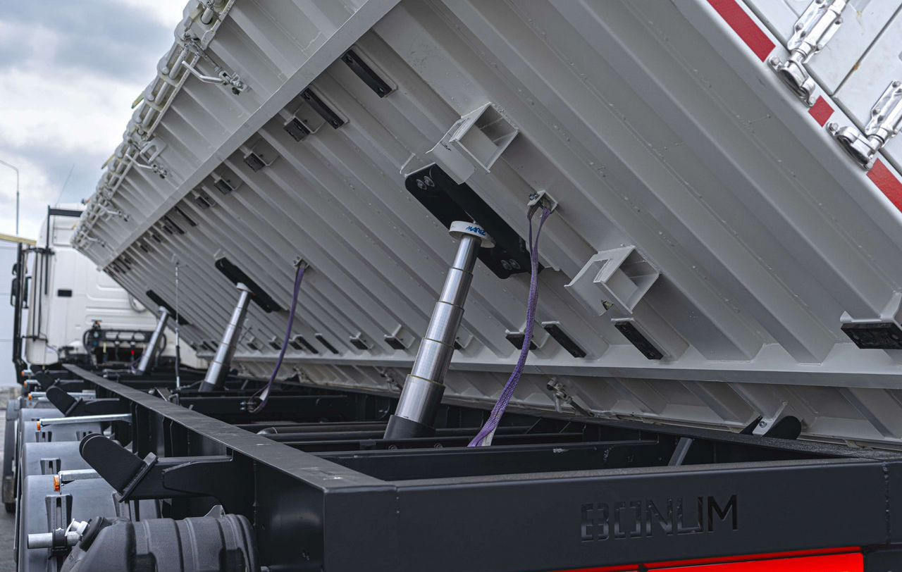 Новый Самосвальный полуприцеп Полуприцеп зерновоз Bonum Зерновоз, 2024: фото 13 Новый Самосвальный полуприцеп Полуприцеп зерновоз Bonum Зерновоз, 2024: фото 13