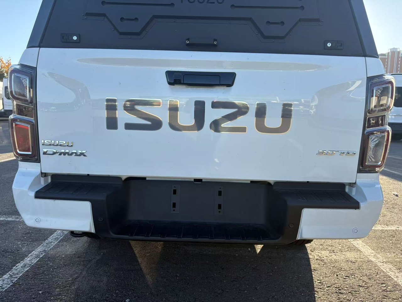 Новый Легковой автомобиль ISUZU D-MAX STD: фото 6 Новый Легковой автомобиль ISUZU D-MAX STD: фото 6