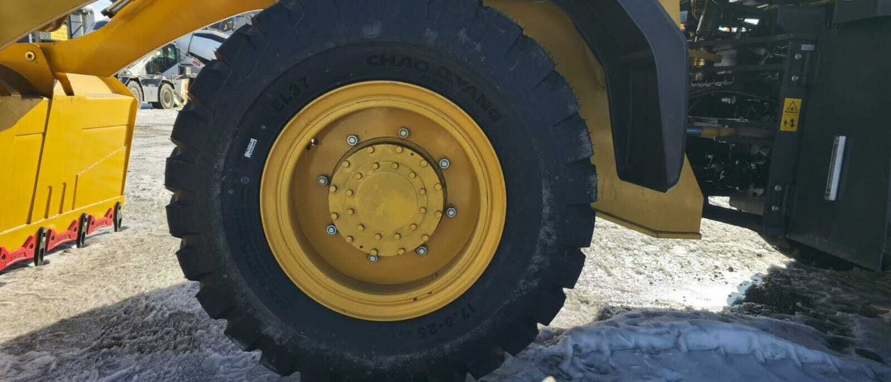 Новый Колёсный погрузчик LuGong LG 946: фото 8