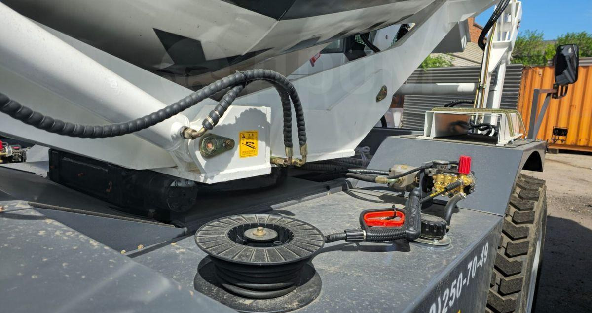 Новый Автобетоносмеситель YNIX QGMC 6000: фото 12