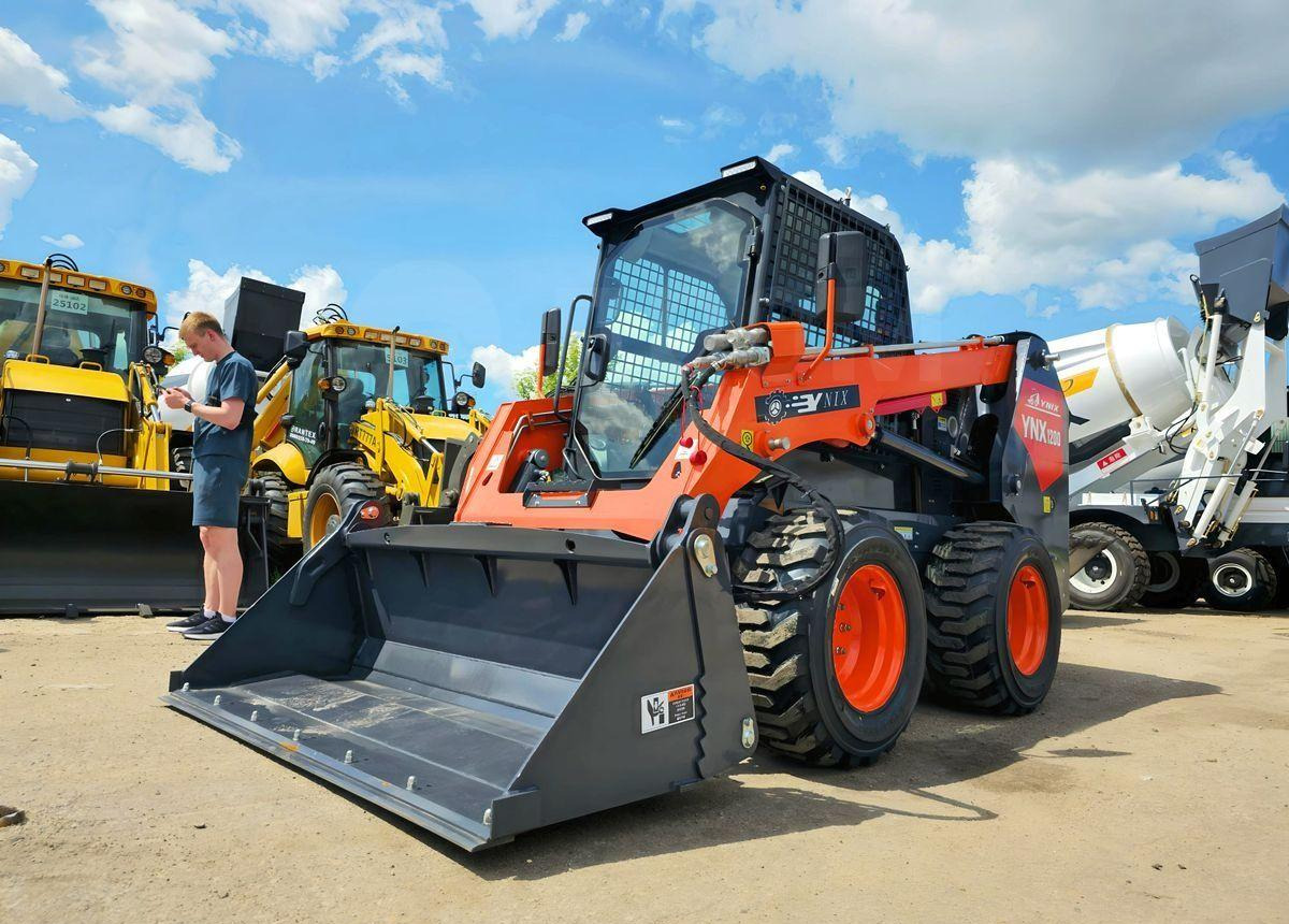 YNIX YNX1200 - Мини-погрузчик с бортовым поворотом: фото 2 YNIX YNX1200 - Мини-погрузчик с бортовым поворотом: фото 2