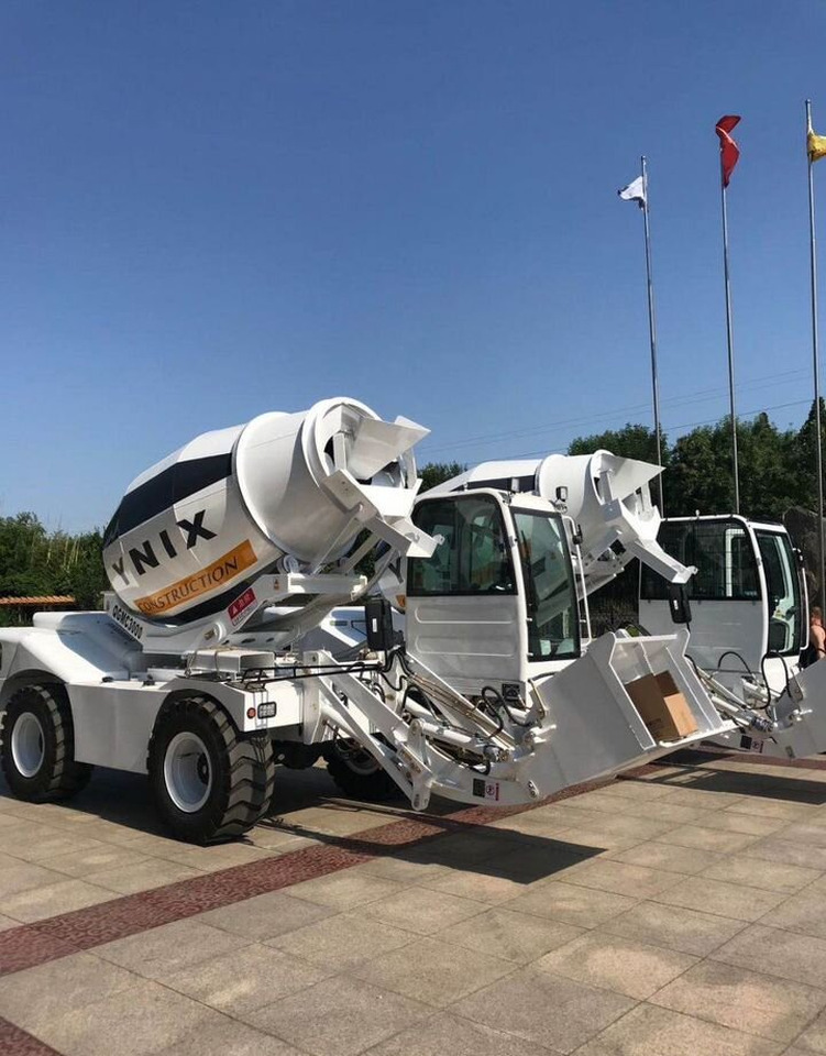 Ynix QGMC3000 - Автобетоносмеситель: фото 2 Ynix QGMC3000 - Автобетоносмеситель: фото 2