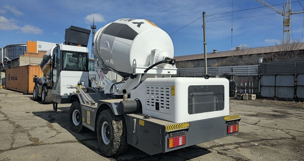 Ynix QGMC4000 - Автобетоносмеситель: фото 2 Ynix QGMC4000 - Автобетоносмеситель: фото 2
