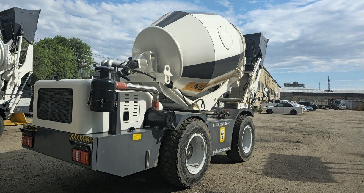Ynix QGMC6000 - Автобетоносмеситель: фото 2 Ynix QGMC6000 - Автобетоносмеситель: фото 2