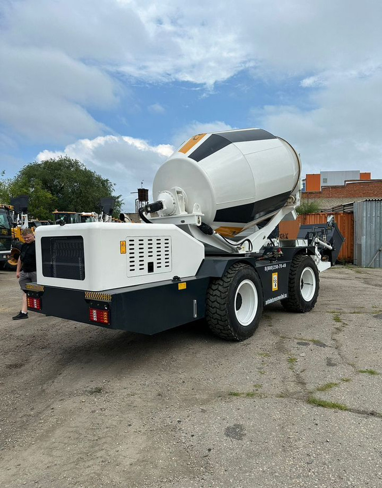 Новый Автобетоносмеситель Ynix QGMC7000: фото 6