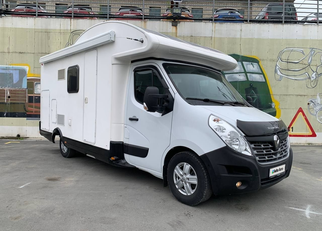 Кастенваген Renault Master, 2019 - Полуинтегрированный автодом: фото 3 Кастенваген Renault Master, 2019 - Полуинтегрированный автодом: фото 3