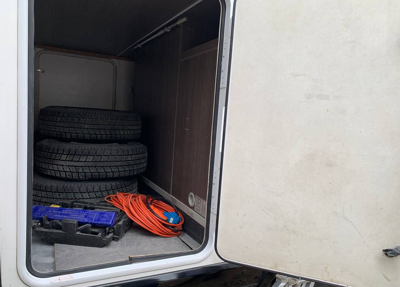Полуинтегрированный автодом Кастенваген Renault Master, 2019: фото 39