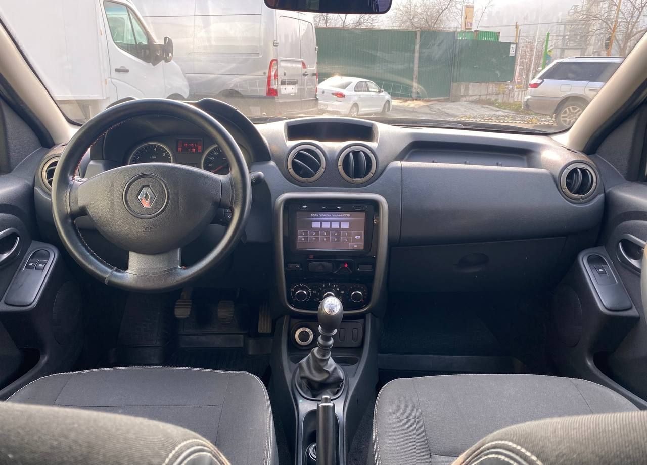 Легковой автомобиль Renault Duster 2.0 MT, 2014, 182 000 км: фото 11