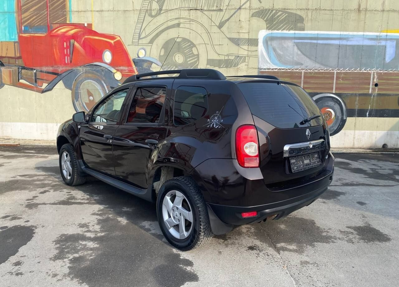 Легковой автомобиль Renault Duster 2.0 MT, 2014, 182 000 км: фото 9