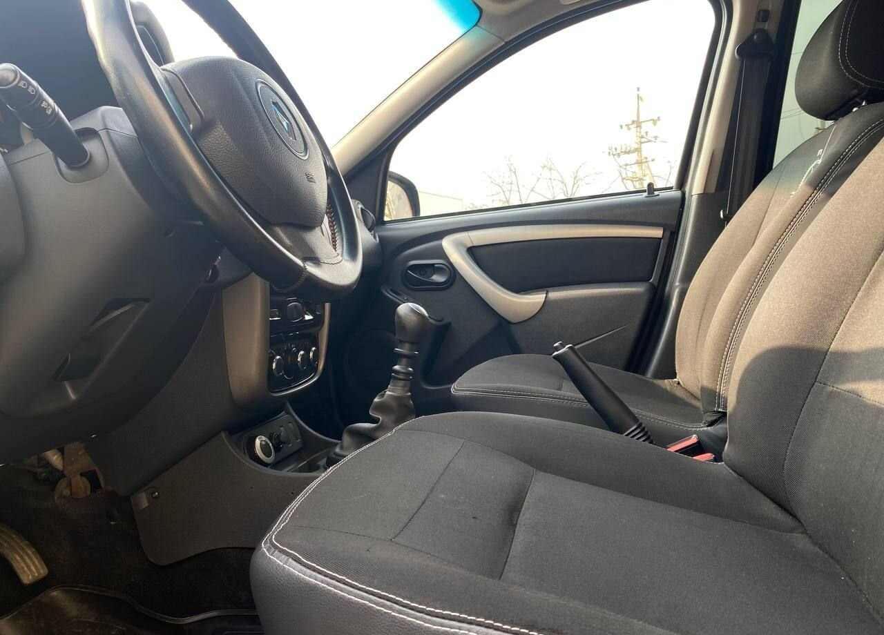 Легковой автомобиль Renault Duster 2.0 MT, 2014, 182 000 км: фото 10