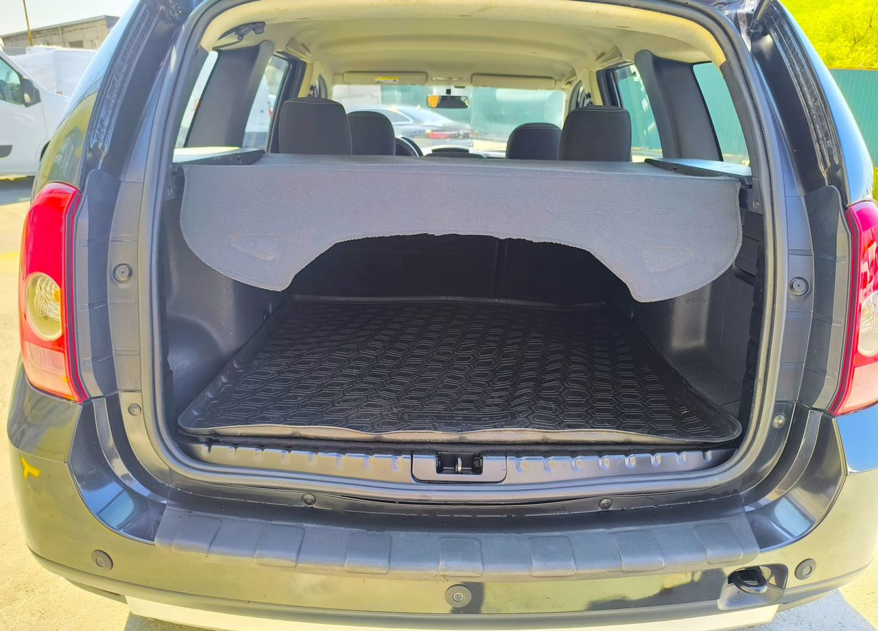 Легковой автомобиль Renault Duster 2.0 MT, 2014, 95 000 км: фото 8