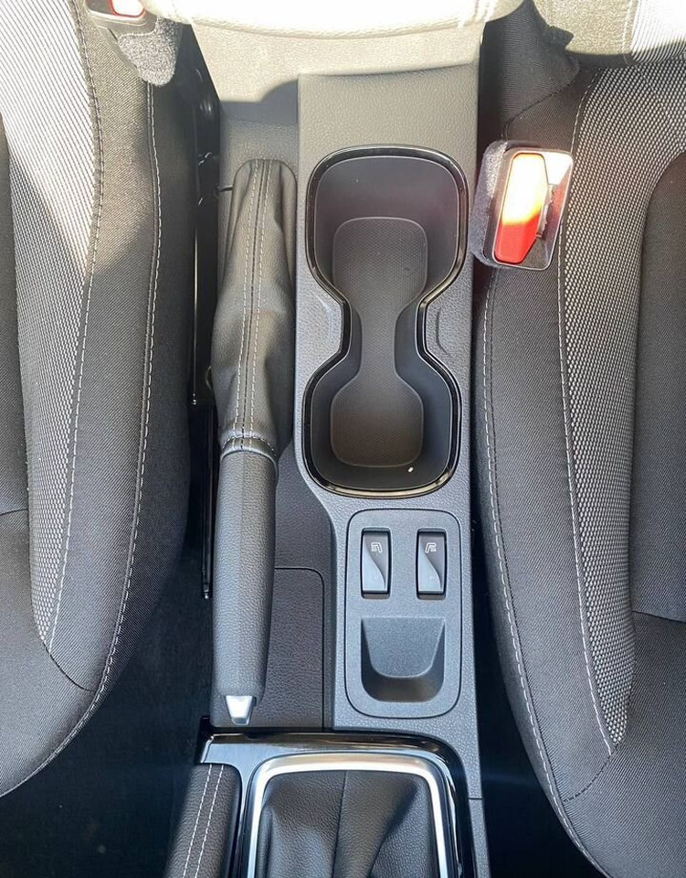 Легковой автомобиль Renault Kaptur 1.6 CVT, 2021Новый: фото 15