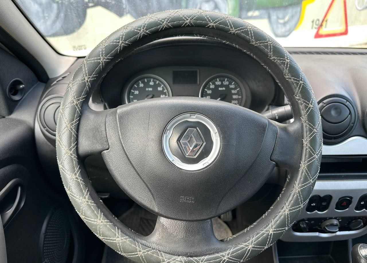 Легковой автомобиль Renault Logan 1.6 AT, 2011, 390 000 км: фото 13 Легковой автомобиль Renault Logan 1.6 AT, 2011, 390 000 км: фото 13