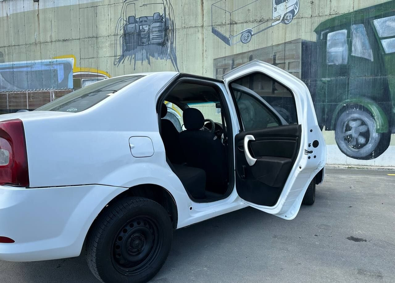 Легковой автомобиль Renault Logan 1.6 AT, 2011, 390 000 км: фото 18 Легковой автомобиль Renault Logan 1.6 AT, 2011, 390 000 км: фото 18