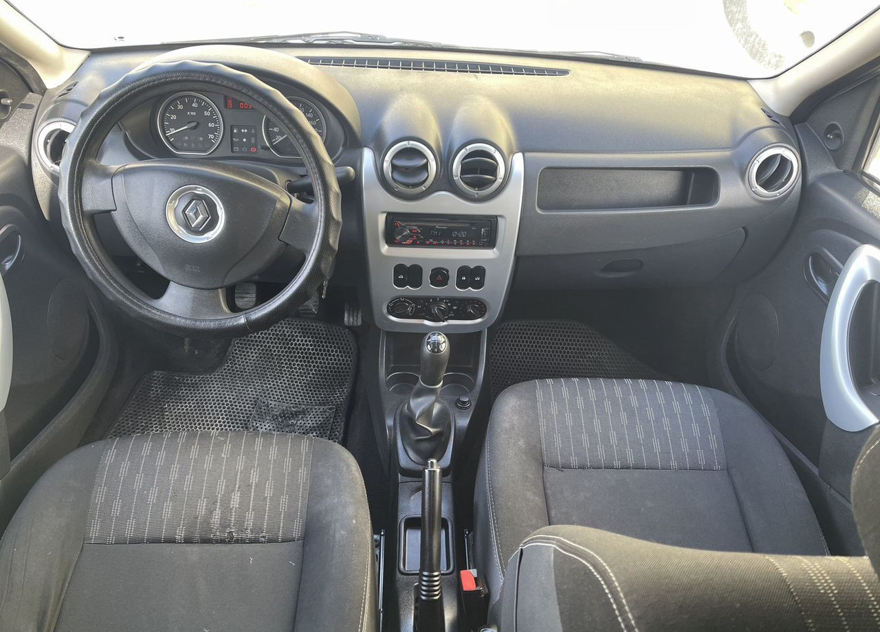 Легковой автомобиль Renault Logan 1.6 MT, 2013, 355 247 км: фото 9