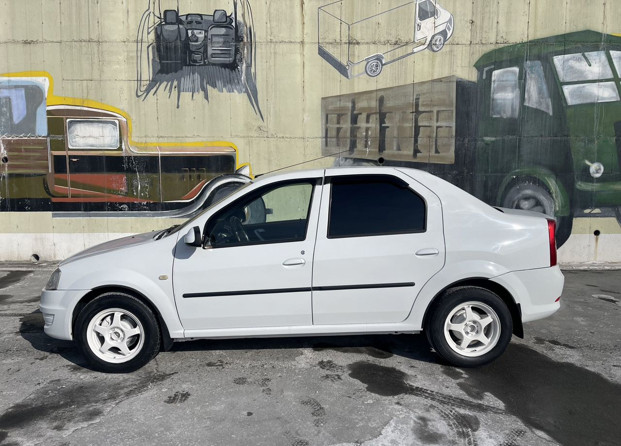 Renault Logan 1.6 MT, 2013, 355 247 км - Легковой автомобиль: фото 2 Renault Logan 1.6 MT, 2013, 355 247 км - Легковой автомобиль: фото 2