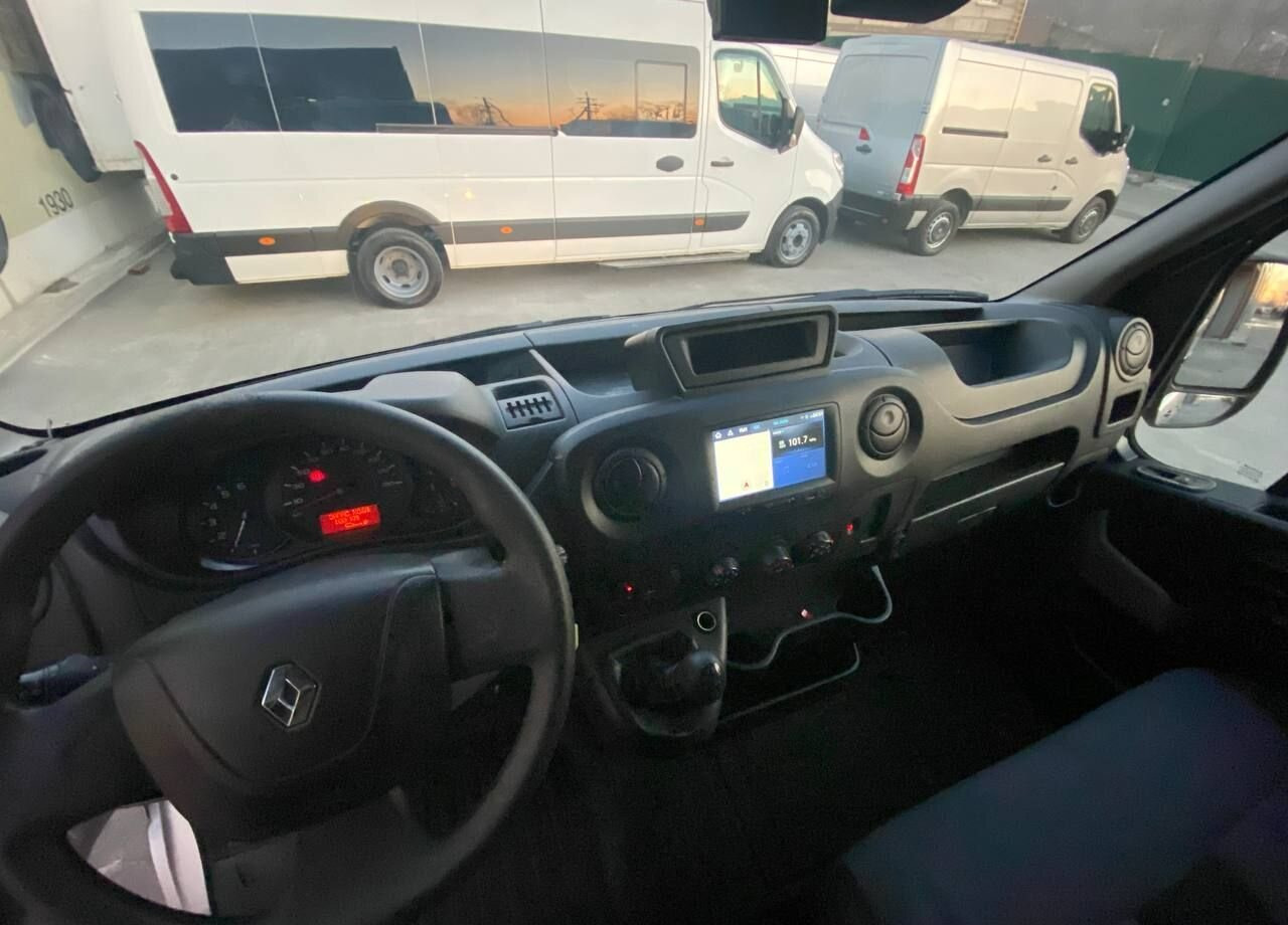 Легковой автомобиль Renault Master 2.3 MT, 2018, 183 000 км: фото 9