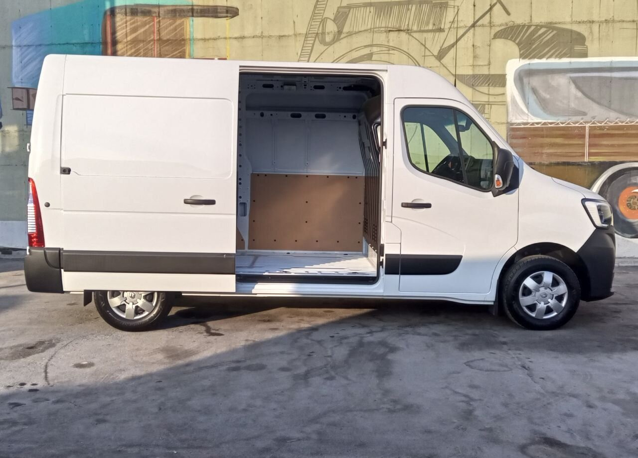 Цельнометаллический фургон Renault Master 2.3 MT, 2022Новый: фото 9