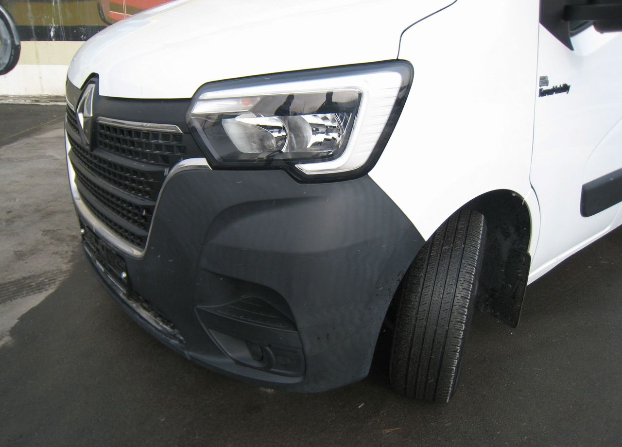 Цельнометаллический фургон Renault Master цельнометаллический, 2020: фото 37