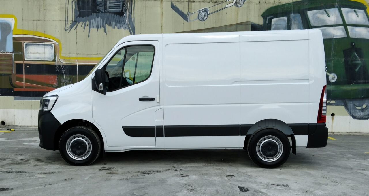 Новый Цельнометаллический фургон Renault Master цельнометаллический, 2024: фото 12