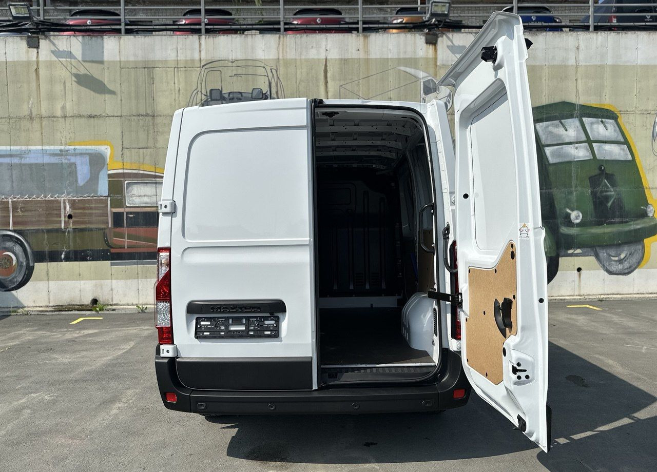 Новый Цельнометаллический фургон Renault Master цельнометаллический, 2024: фото 8