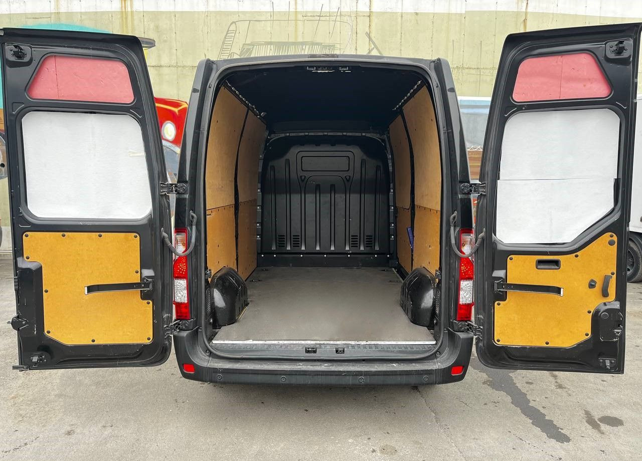 Цельнометаллический фургон Renault Master цельнометаллический, 2018: фото 7