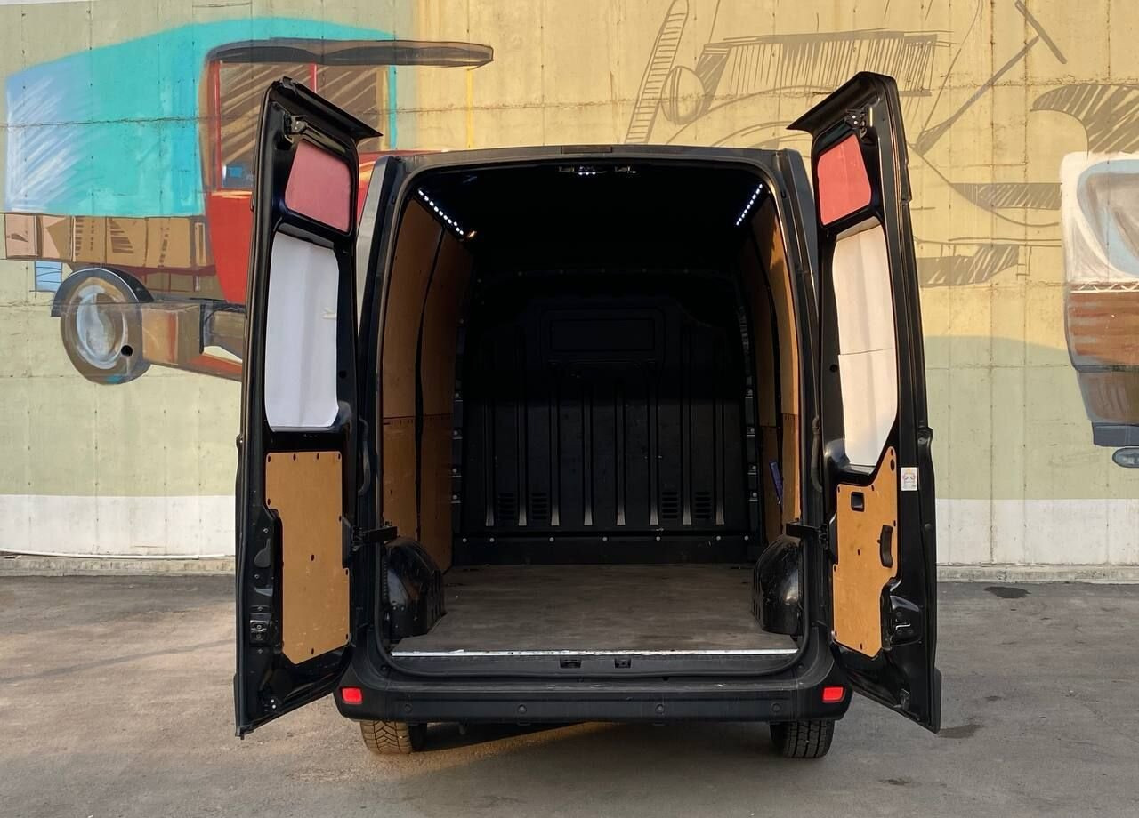 Цельнометаллический фургон Renault Master цельнометаллический, 2018: фото 9