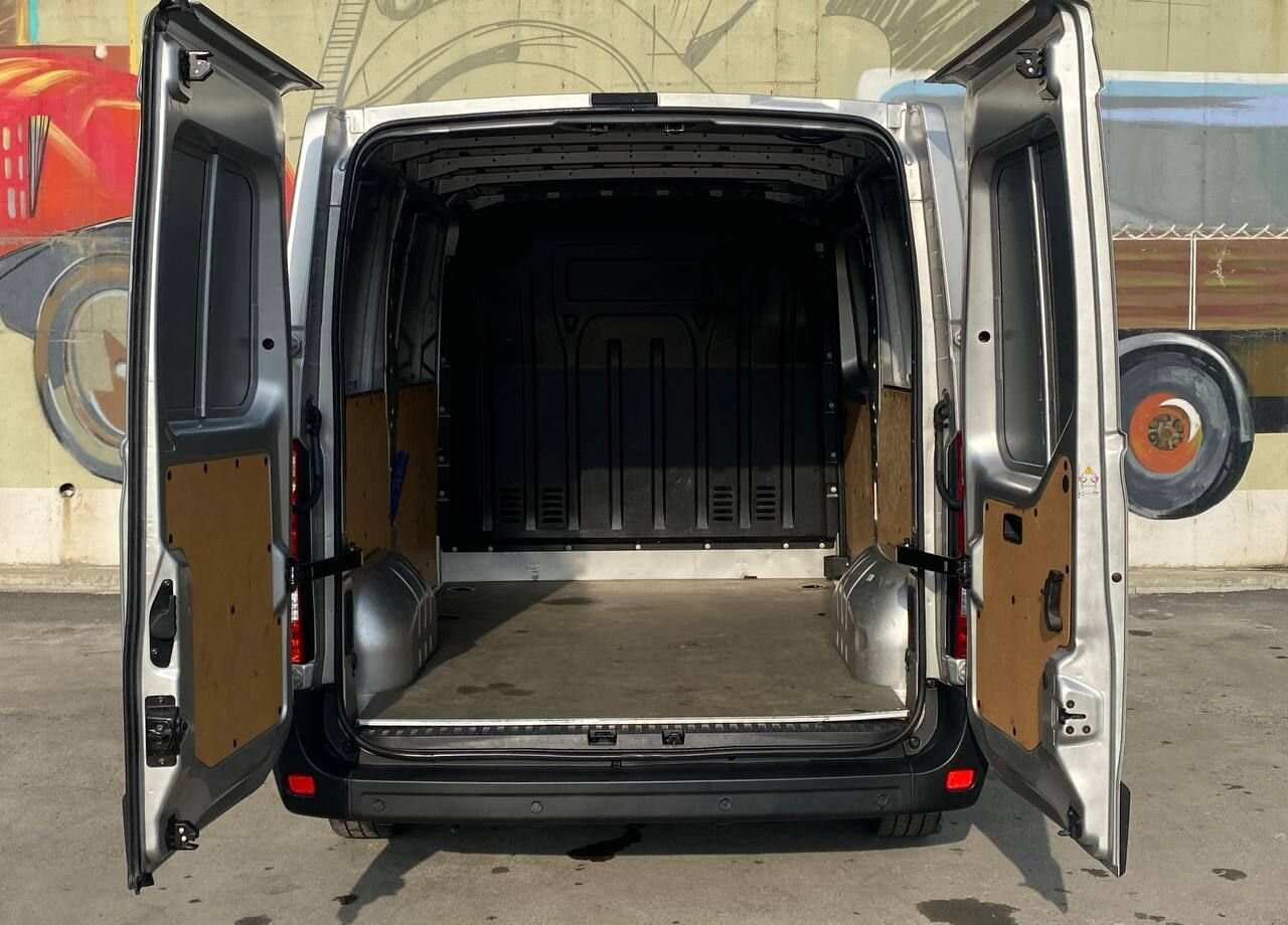 Цельнометаллический фургон Renault Master цельнометаллический, 2019: фото 10