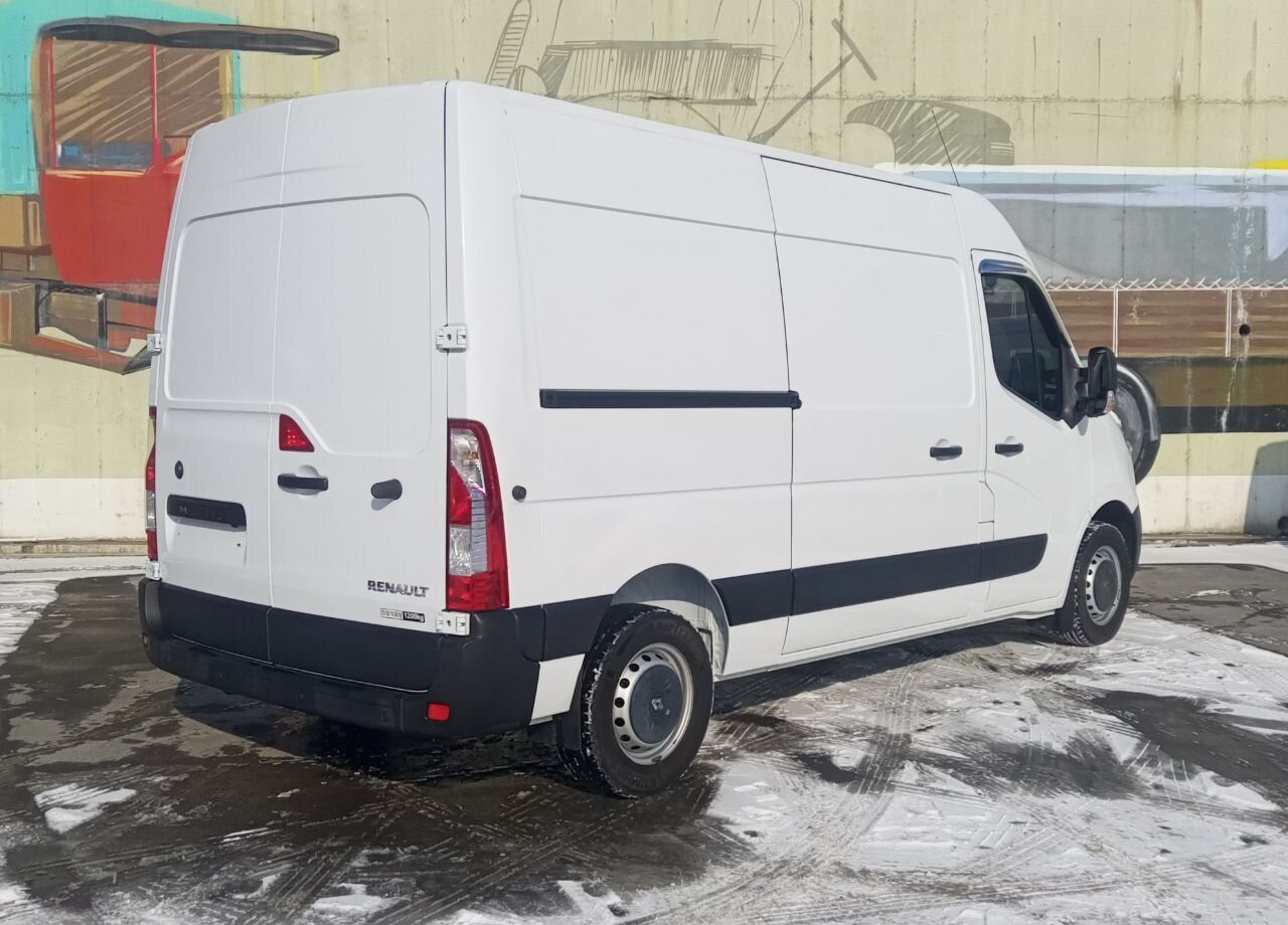 Цельнометаллический фургон Renault Master цельнометаллический, 2019: фото 6