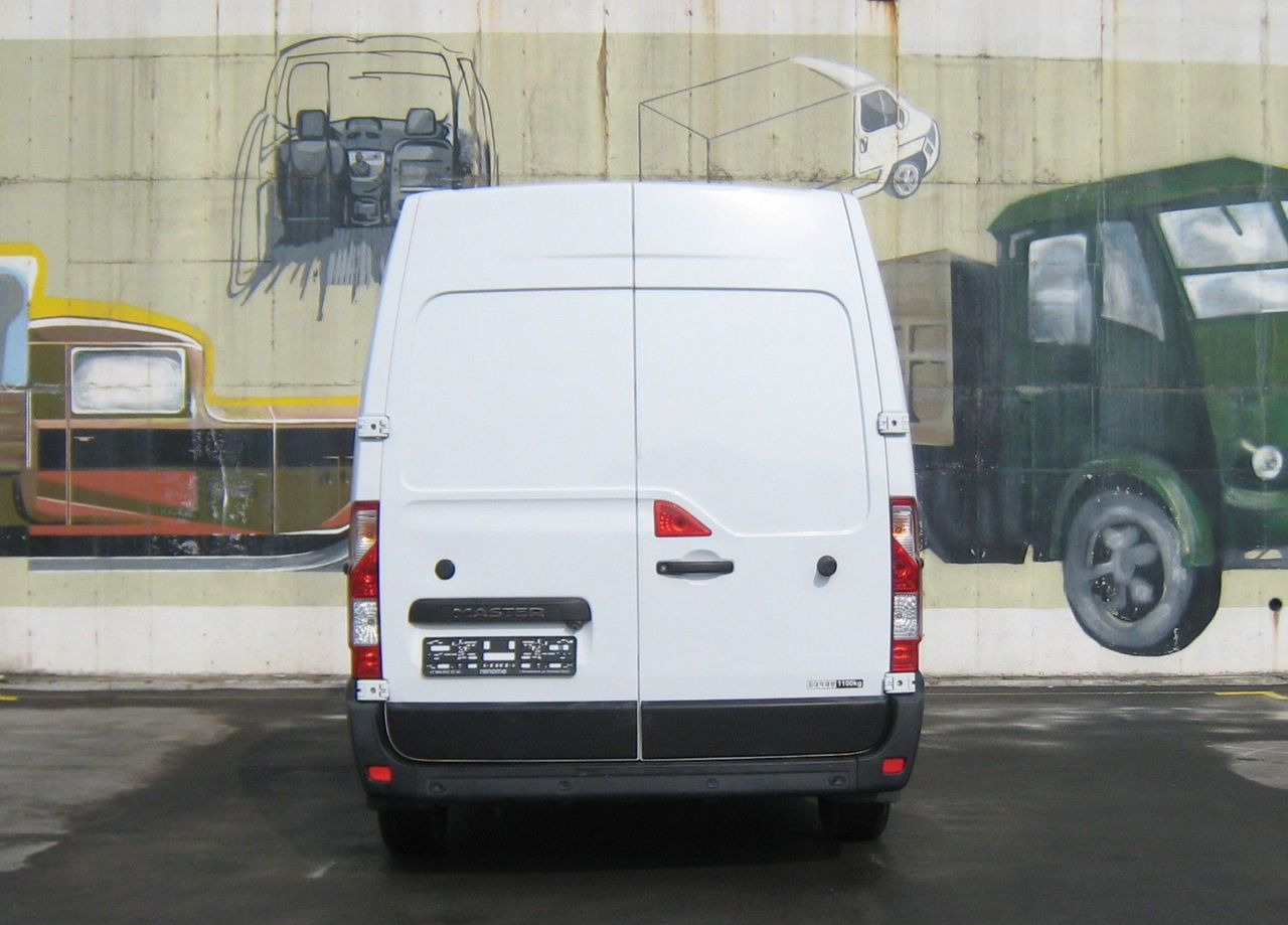 Цельнометаллический фургон Renault Master цельнометаллический, 2020: фото 11