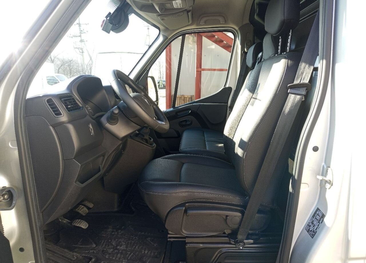 Цельнометаллический фургон Renault Master цельнометаллический, 2020: фото 15 Цельнометаллический фургон Renault Master цельнометаллический, 2020: фото 15