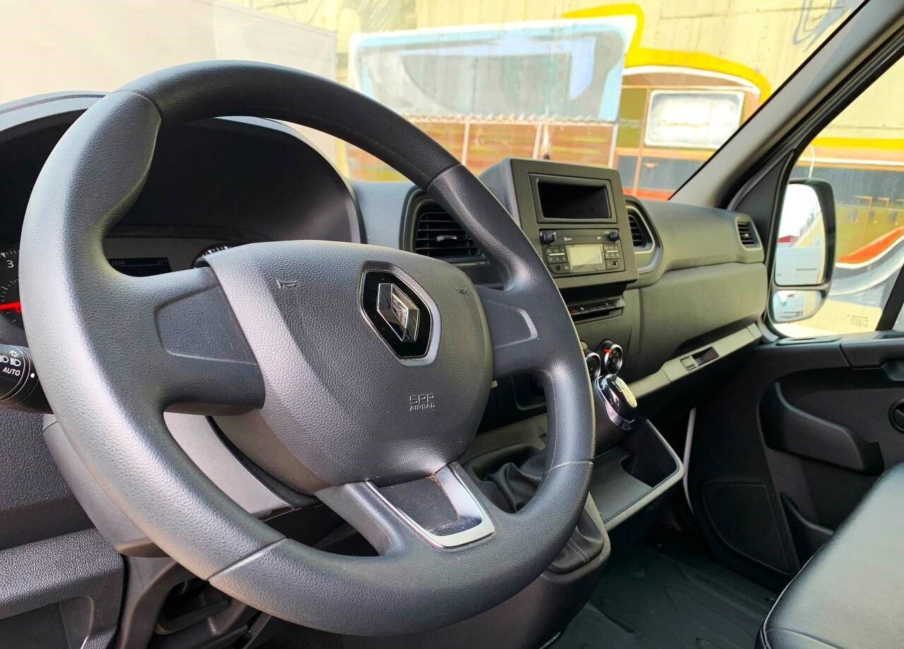 Цельнометаллический фургон Renault Master цельнометаллический, 2020: фото 22