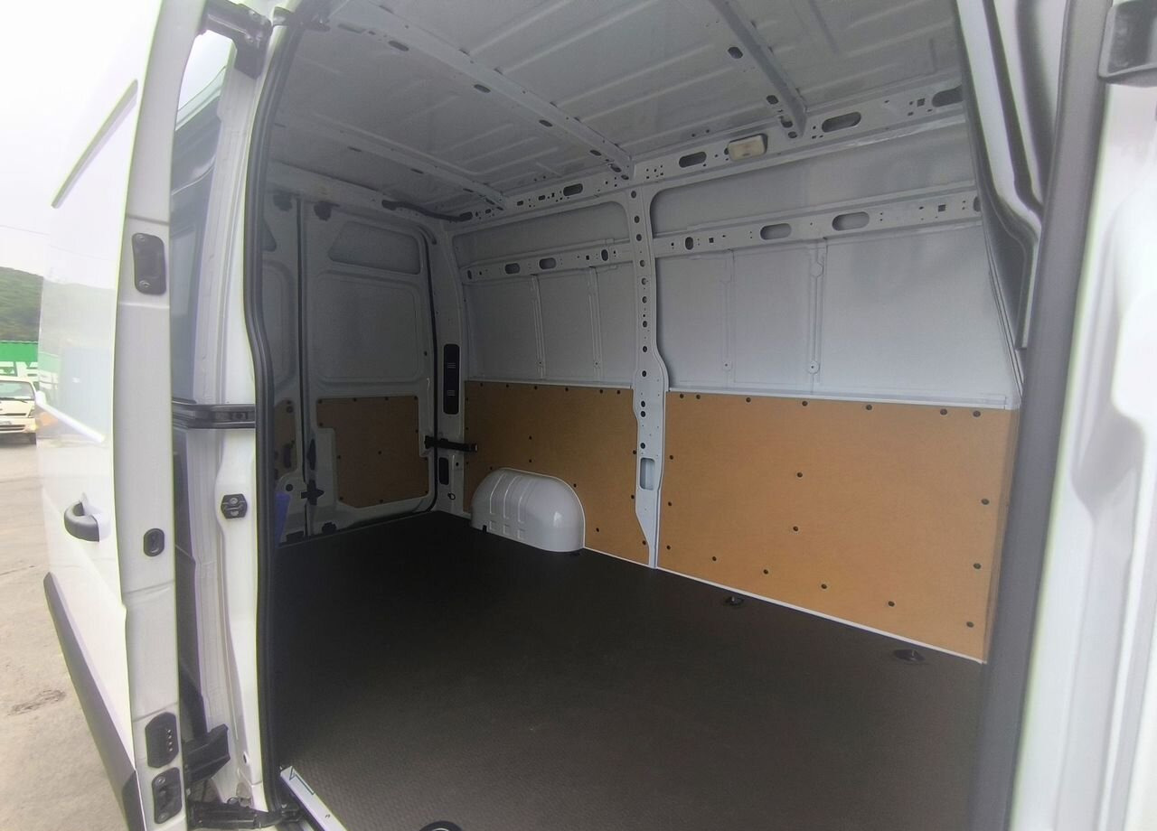 Новый Цельнометаллический фургон Renault Master цельнометаллический, 2024: фото 6