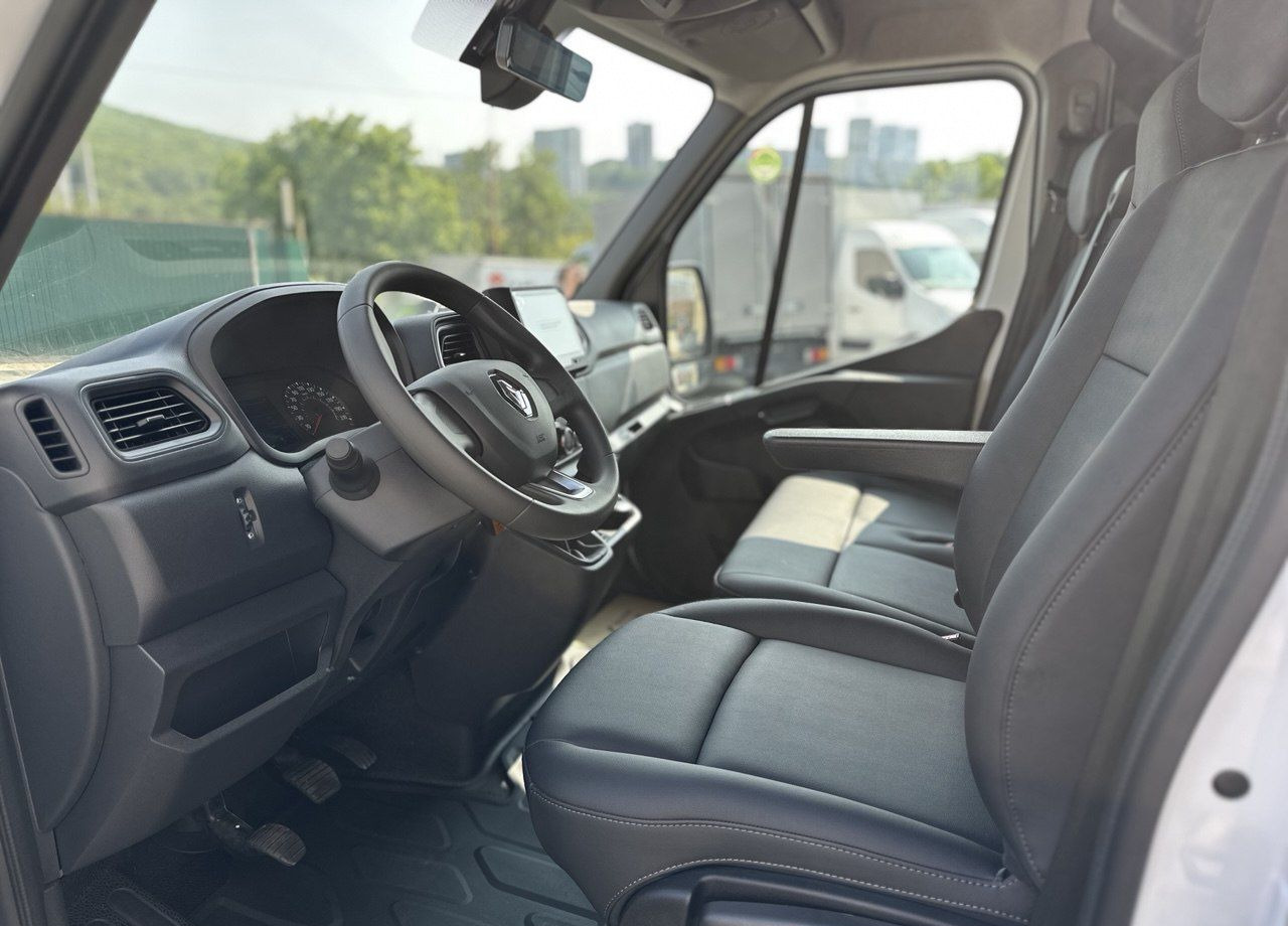 Новый Цельнометаллический фургон Renault Master цельнометаллический, 2024: фото 11