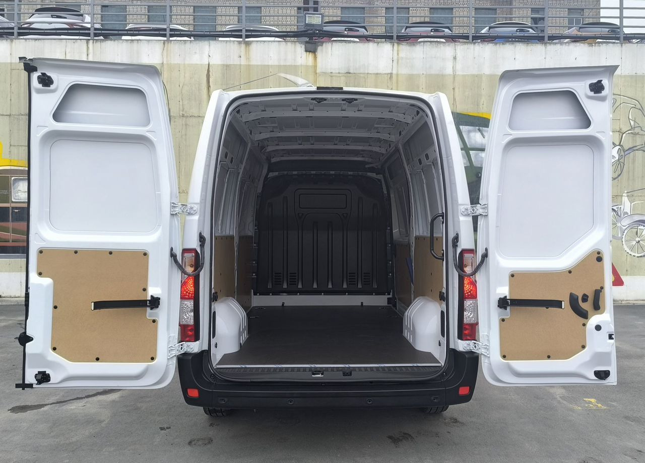 Новый Цельнометаллический фургон Renault Master цельнометаллический, 2024: фото 11
