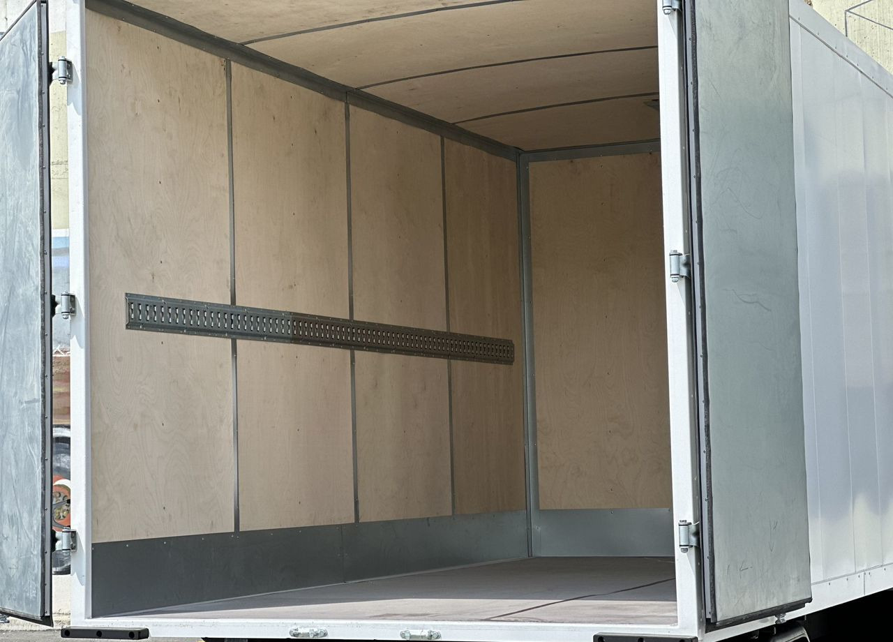 Фургон с закрытым кузовом Renault Master промтоварный, 2016: фото 9 Фургон с закрытым кузовом Renault Master промтоварный, 2016: фото 9