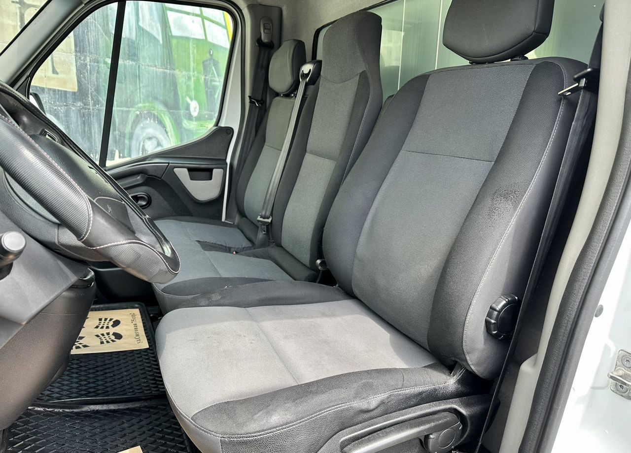 Фургон с закрытым кузовом Renault Master промтоварный, 2016: фото 14 Фургон с закрытым кузовом Renault Master промтоварный, 2016: фото 14