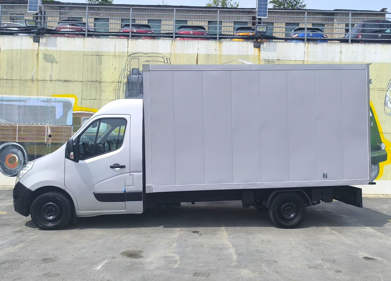 Фургон с закрытым кузовом Renault Master промтоварный, 2018: фото 13