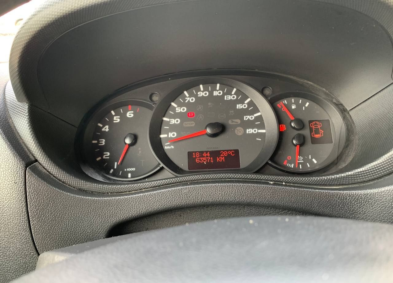 Фургон с закрытым кузовом Renault Master промтоварный, 2019: фото 19