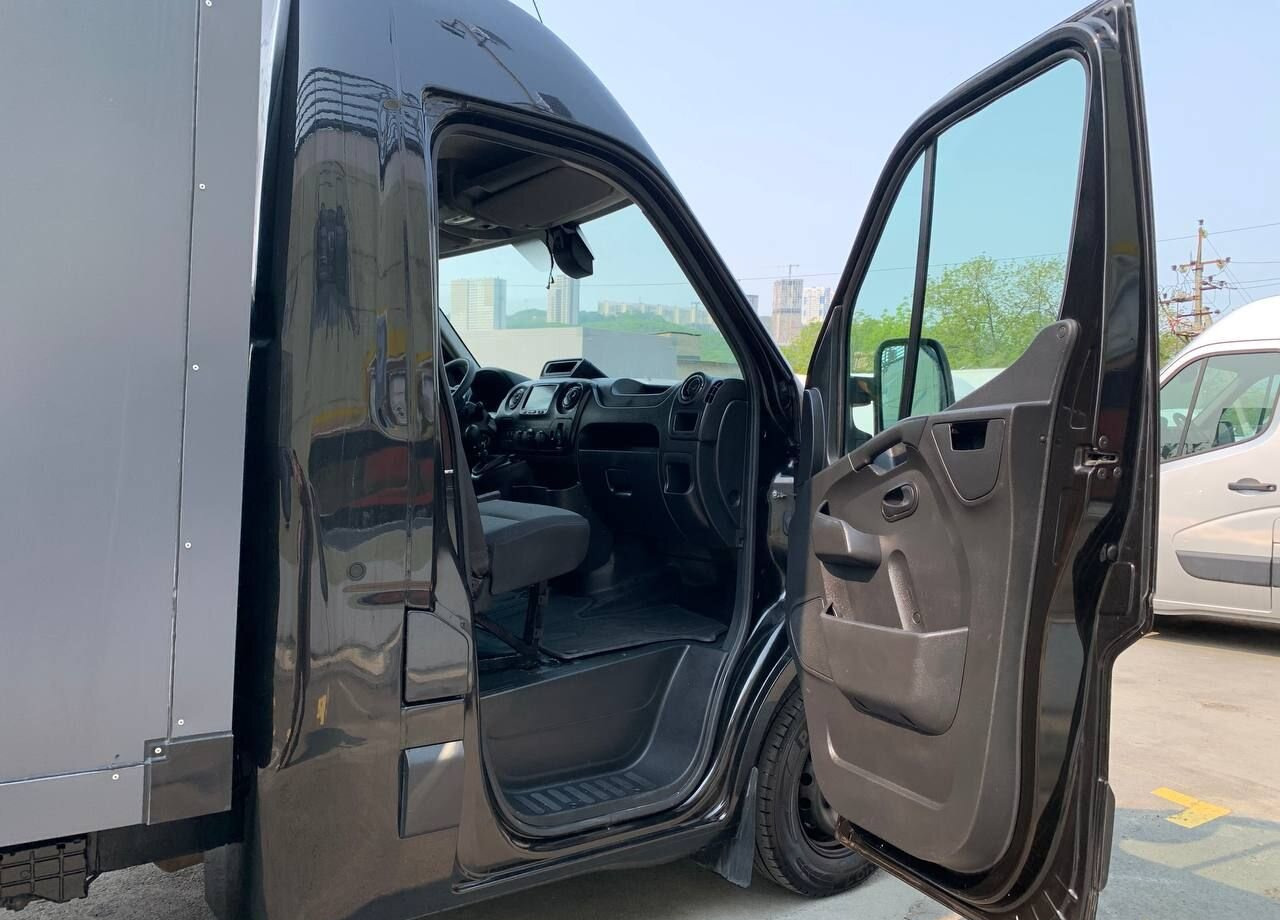 Фургон с закрытым кузовом Renault Master промтоварный, 2019: фото 25