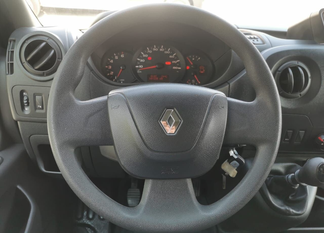 Фургон с закрытым кузовом Renault Master промтоварный, 2019: фото 15 Фургон с закрытым кузовом Renault Master промтоварный, 2019: фото 15