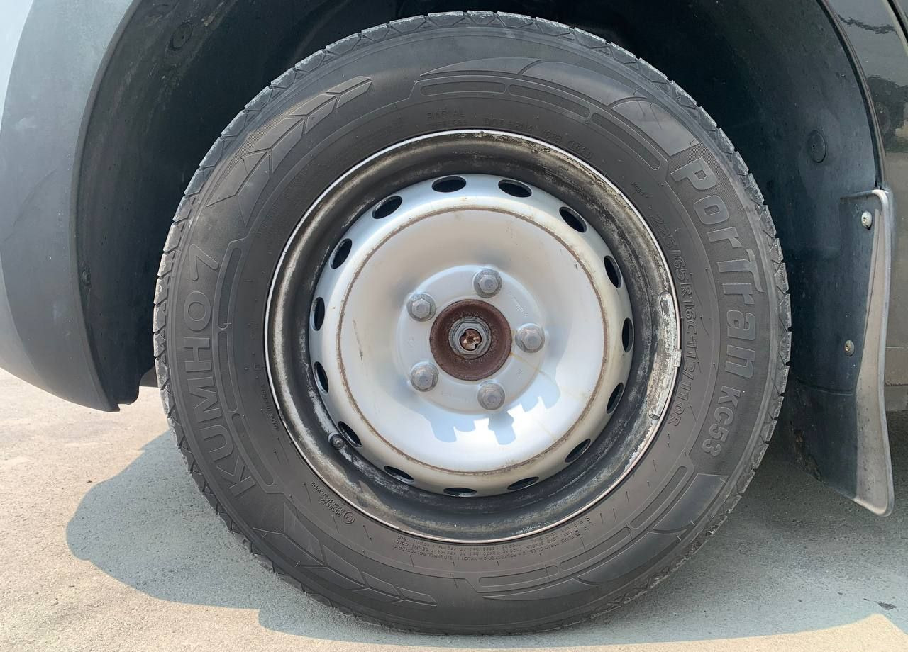 Фургон с закрытым кузовом Renault Master промтоварный, 2019: фото 26